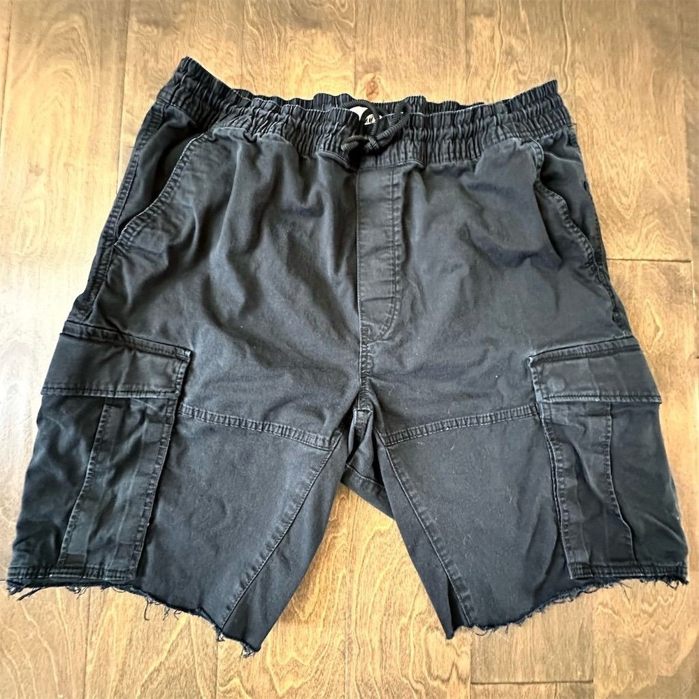 H&M Men's Cargo Shorts XL Black Elastic‎ Waist Drawstring Utility Pockets